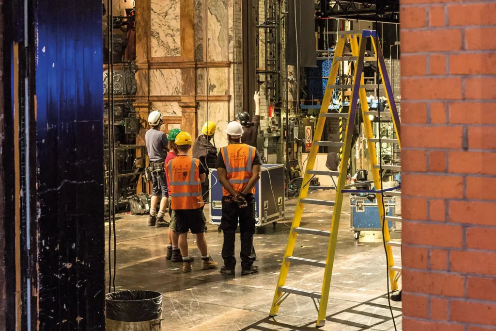 Fragen Sie professionelle Bauendreinigung an im Raum Köln