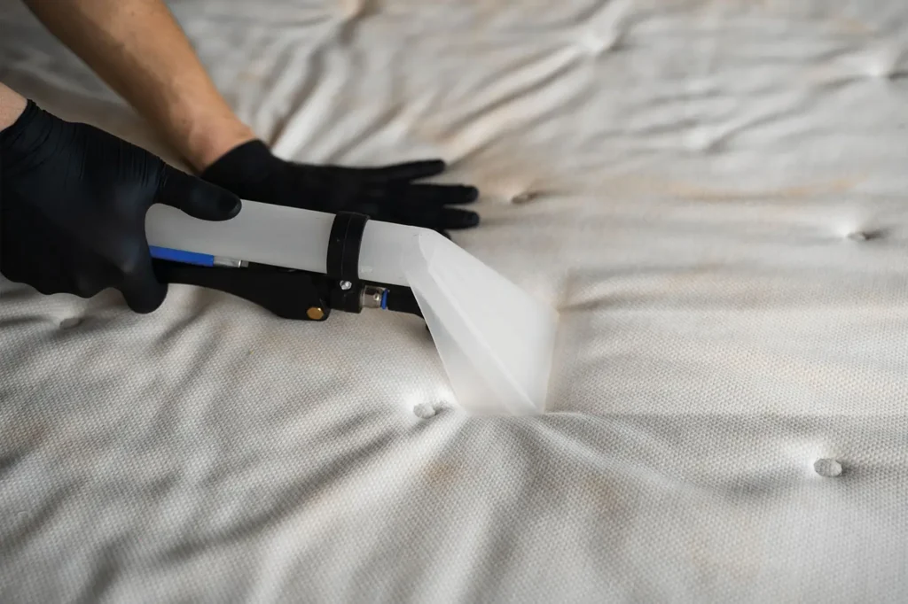 Gründliche Reinigung von Matratzen in einem Hotel in Düsseldorf